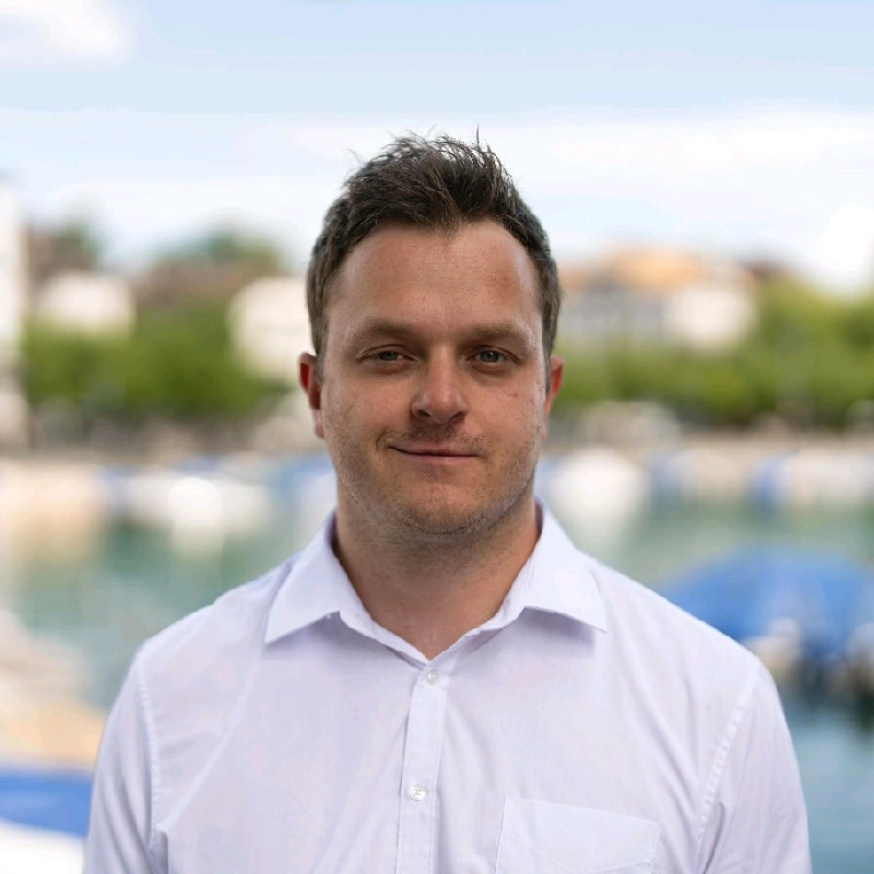 Für Partner 1751226639410